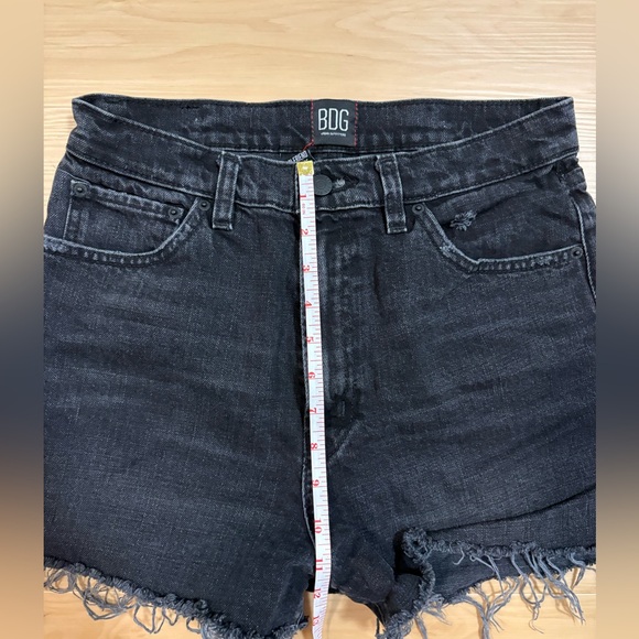 BDG UO Dark Gray Jean Shorts Frayed Hem High‑Rise Denim Women’s Size 28 - Picture 15 of 15